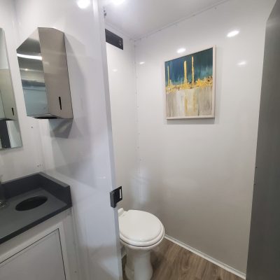 4-room-inside-2
